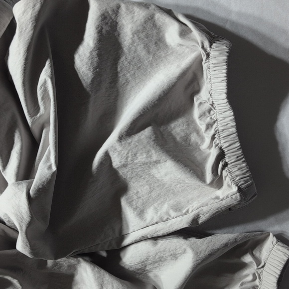 H&M Divided Light Gre Size Small Loose Baggy Drawstring Pants - Picture 3 of 7